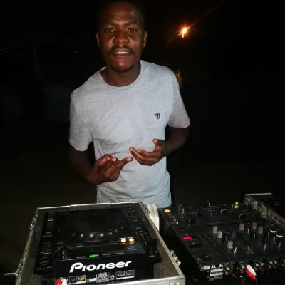 tsilemosoeu's profile picture. DJ•Producer•Remixer 📧tsileugr@gmail.com•Phone/Whatsapp +27639129941•https://t.co/f98ycOlEm5…