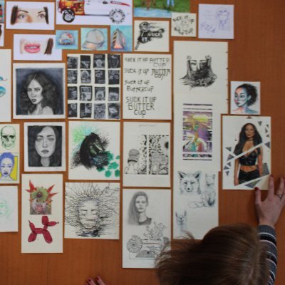 esfoxart's profile picture. Artist
She/her