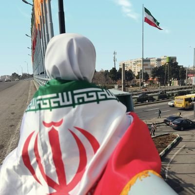 اسم فاطمه و کنیز خانم فاطمه زهرا (س) هستم
دانشجو مدیریت
فروردین ماهی