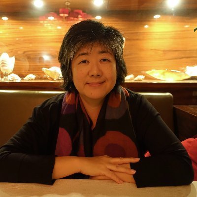 Author & editor.Regional Advisor: SCBWI Hong Kong. Science geek, mum, loves books, dogs, coffee, good food, curious facts, getting lost in stories & laughing!