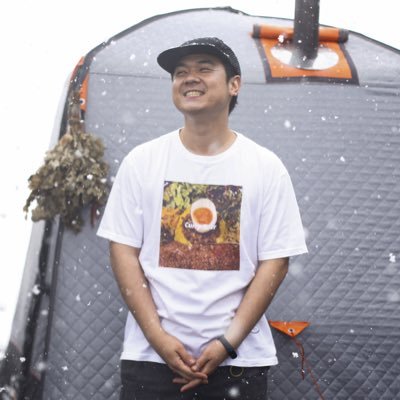 スパイスカレーをキッチンカーや間借りで出店🍛 山形や新潟を中心に活動中🚌 ▷出店情報◁ 🚛キッチンカー営業→「スタジオ八百萬さま前 」🏠まがり営業→「Hostel Perch(新潟県佐渡市) 」■山形県米沢市在住 ■テントサウナイベント企画