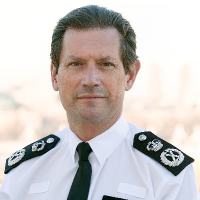Assistant Commissioner for @MetPoliceUK. Responsible for Frontline Policing across London. Please do not report crime here, tweet @MetCC.