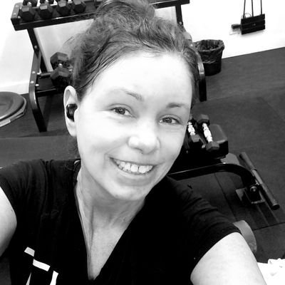 Tina43190304's profile picture. 