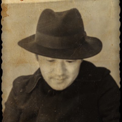 Michihisa Ishikawa/岩手県奥州市(江刺)生まれ/世田谷区在住/アルトサックス吹き/THE SKA FLAMES(スカフレイムス)、石川道久六重奏団など/たまにDJ・レコード係。レギュラーDJはriver.s.tone(新宿ドゥースラー)