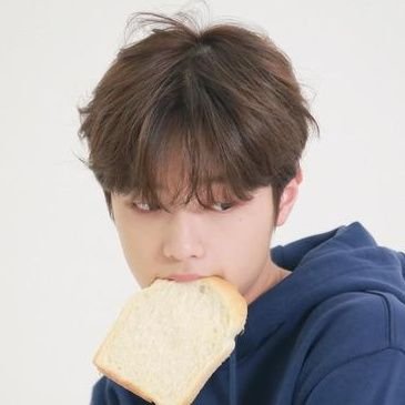 T_Than_Wa's profile picture. 