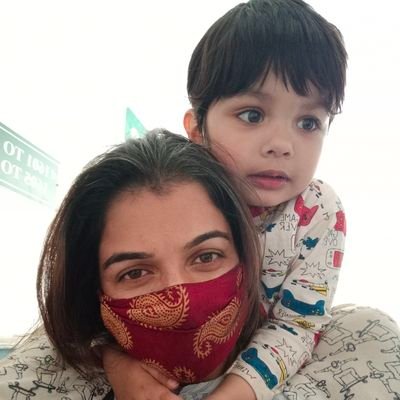 khannaaazu's profile picture. 