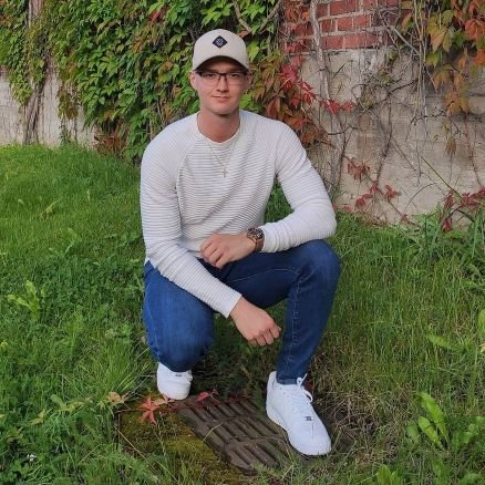 vvvende's profile picture. Toimittaja @jatkoaika.