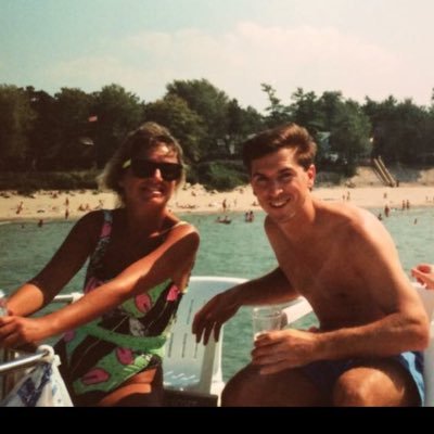 ronivezina's profile picture. Mom of four of the best kids in the world ❤️