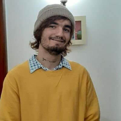 /24y gaymer 
/sub-gerente de loja 
/televisão e rádio 📻📺 
/100 tattoos and counting