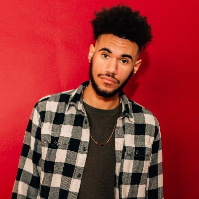 Songwriter from Charlotte, NC. Now living in Nashville, TN. Insta: @camigetawitness