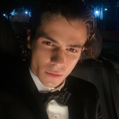 luccapiconn's profile picture. Divirtam-se