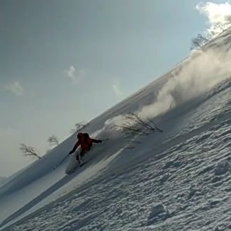 山スキーとスコッチが好き。元、沢屋。夏は自転車。
札幌市出身、東京都在住のサラリーマン。機械系設計。予備自衛官。