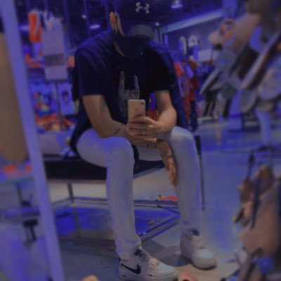 / instagram: @useeoly