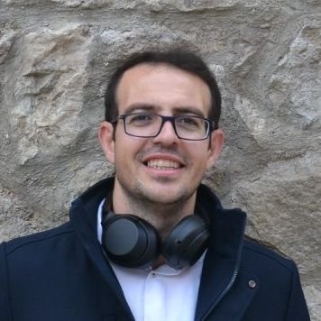 rasoul_silab's profile picture. Researching the future of connectivity and AI.  Believer in open-source. Adventurer at heart 🏔️🚵‍♂️