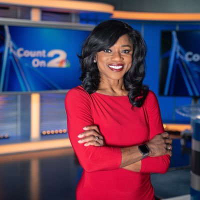 Emmy Award Winning Anchor / Reporter @WCBD/@LowcountryCW Mom, Wife, Anchor, Podcaster, Athlete-ish RT not an endorsement. #News2Anchor #2YourHealth #chsnews