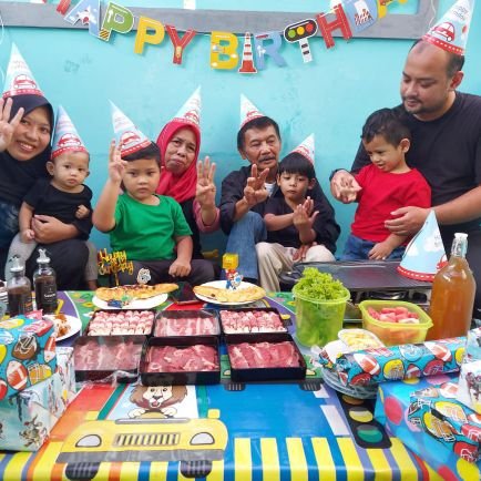 Happy dunia akhirat | ibu anak sholeh & sholehah, istri bageur, byk rezeki, pinter, masuk surga *aamiin*