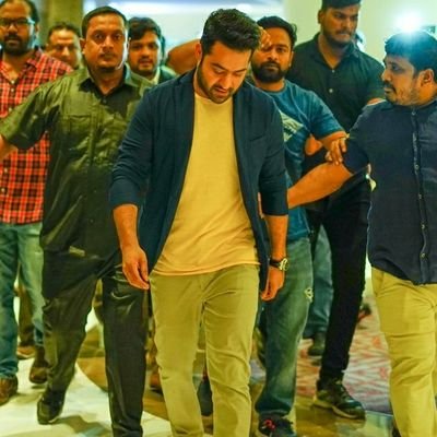@harika_tarak