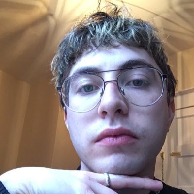 femdomkafka's profile picture. guys im sorry i really gotta pee they/them