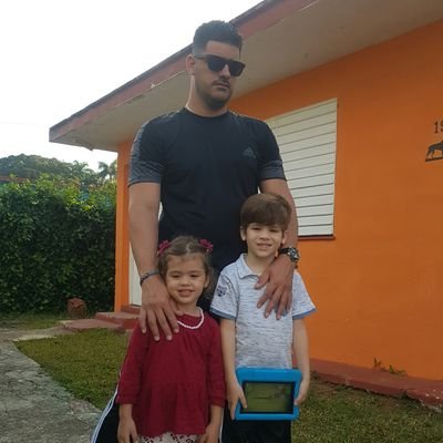 Osley231's profile picture. hijos
