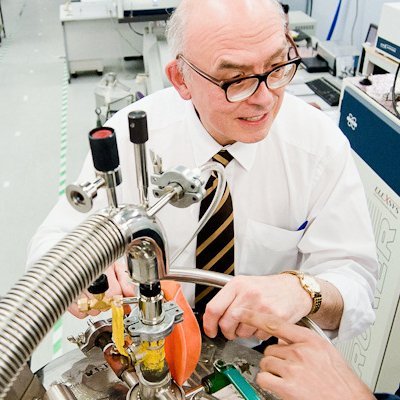 EPSRC National Research Facility for EPR Profile
