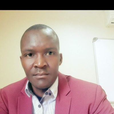 thusanitacheba's profile picture. 