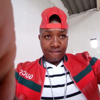 StephenMuragu18's profile picture. Strong Mind 💪💪