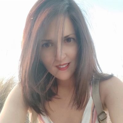 zoraidamg27's profile picture. El día más desaprovechado de todos los días, es aquel en el que no nos hemos reído.