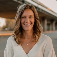 Courtney Rice (@cr_revelxp) Twitter profile photo