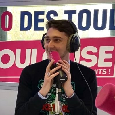 📍 Toulouse 🎙 Journaliste radio 📻 La Team du matin 6h/10h sur @ToulouseFM 📷 Insta : arthur_toulousefm 📩 arthur@toulouse.FM 🇫🇷🇵🇱