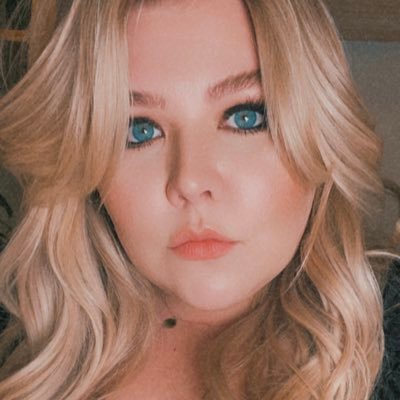 BBW girl next door with a kinky twist
🔽 OnlyFans in bio 🔽