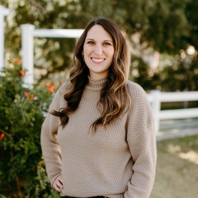 Digital Media + Marketing Deputy Director 👩🏻💻 Wife and #BoyMom. Personal account. Opinions are my own.
