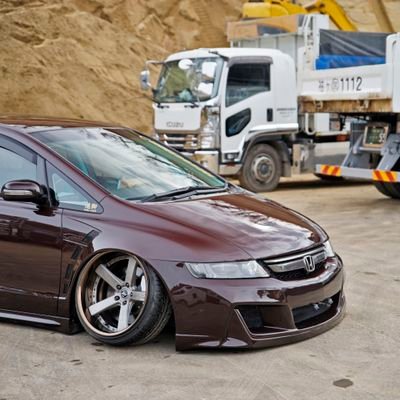 無言フォロー失礼します。
千葉でオデッセイ乗ってました…
今はRVヴェゼルで街乗りでかっこよくを目指して✨
気がるにフォローしてくださいね!鍵付いてないかたにはフォローバッグさせていただきますので🎵
2018.11号 街ワゴ