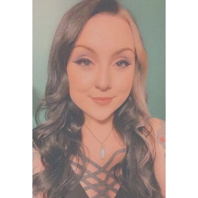 Capricorn 🌞 Aries 🌙 Scorpio👆 Creative Queen with ADHD. Thriving out of spite 😉😙