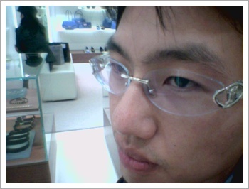 emo7766's profile picture. 소셜커머스를 사랑하고 미드를 좋아하며 게임이 취미고 여자를 전혀 모르고 술없이는 못사는 알수없는 B형?