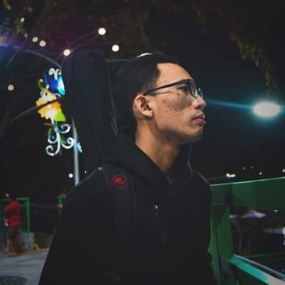 Servireus's profile picture. I have just created this Twitter Account because someone tells me, and idk what am I going to do with this...

I also like apples.