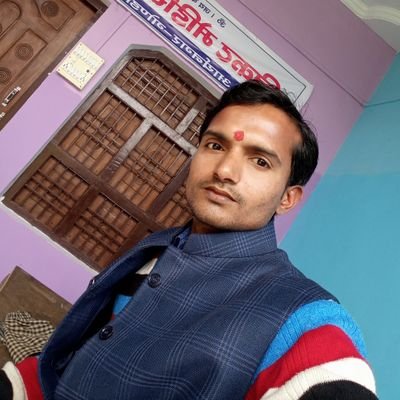 जिंदगी के सफर में मुसाफिर चलता गया
जैसा रब ने चाहा वैसा सफर कटता गया