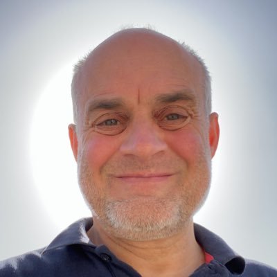 Roberto75000239's profile picture. Passionare and resilient, I like to listen stories, travel, experience, enjoy food with friends, and ride bikes