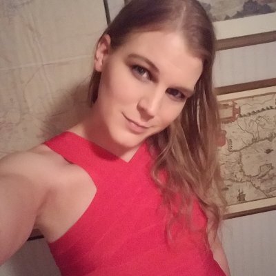 Poly, pansexual, transgirl.
https://t.co/VMlKmmkZym              
https://t.co/Ew7oH2FyUy…