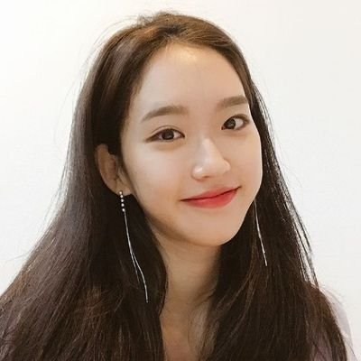 herspacewrld's profile picture. cw: twinkling watermelon ✨🍉