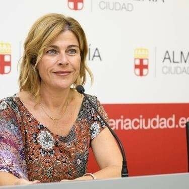 Trabajo por Almería, su gran valor las personas, y lo hago con vocación y sentido de responsabilidad.