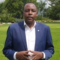IUCN Regional Head, Land Sytems & Country Representative, Kenya. Opinions on this Twitter account are my own and do not necessarily represent IUCN.