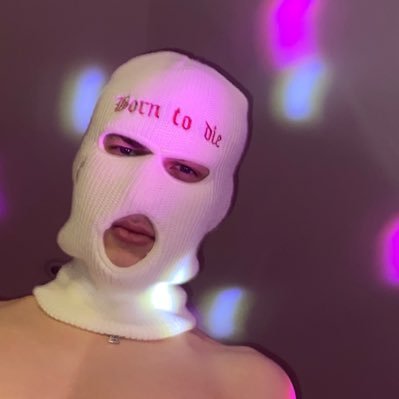 nightyens's profile picture. Come heee boii