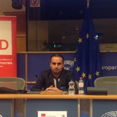 Savvallas's profile picture. Θα πεθάνουμε όλοι