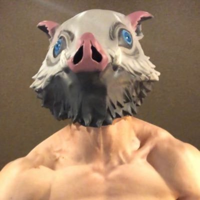 Eternal Flame Fallsと森野メンタルヘルスと言うバンドでボーカルをしております。 【バンドYouTube Eternal Flame Falls → https://t.co/O8VlIFS3Ly】 シイタケとアサリは食べ物と思ってないです。日本酒の呑み相手を常に探してます。右利きです。