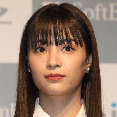 Suzuna Radwimps桑原さん 不倫相手 ライムちゃん めちゃくちゃ可愛い てか奥さんにも似ているみたい こんな可愛かったらハマるよね T Co U5bngtxpzu Radwimps 野田洋次郎 年上キラー