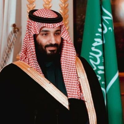 ‏‏‏‏‏‏‏ لا تضيع وقتك في محاولة إرضاء الآخرين، حتى لا تعيش حياتك على طريقتهم