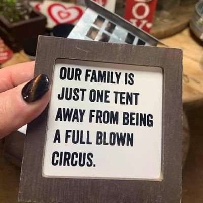 Mom of 3 great kids, substitute teacher & volunteer for JPS. BE NICE ALWAYS find a way to LAUGH!
U of L '92 graduate/basketball/track&field
LMC 88-'90 🏀