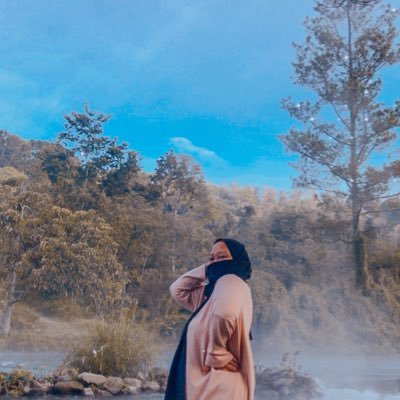 masih memaksakan diri eh memantaskan diri | Bookstagramer on @Noveladdict_