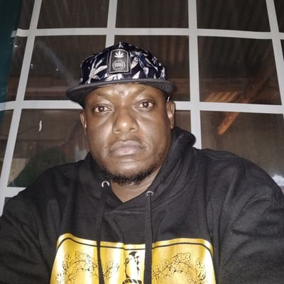 robertomondi78's profile picture. Keep away from people who try to belittle your dreams. Small people always do that, but the really great ones make you feel that you, too, can become great