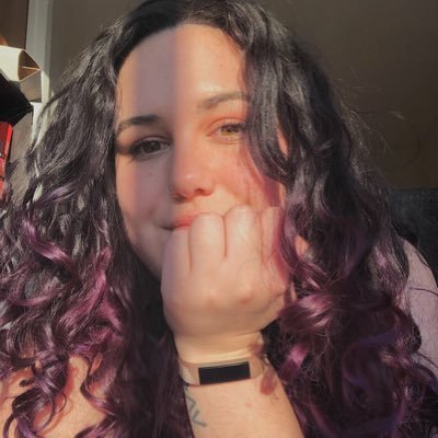 abigaaailbrown's profile picture. trentu ‘20 - acadiau ‘21- she is messy but she’s kind